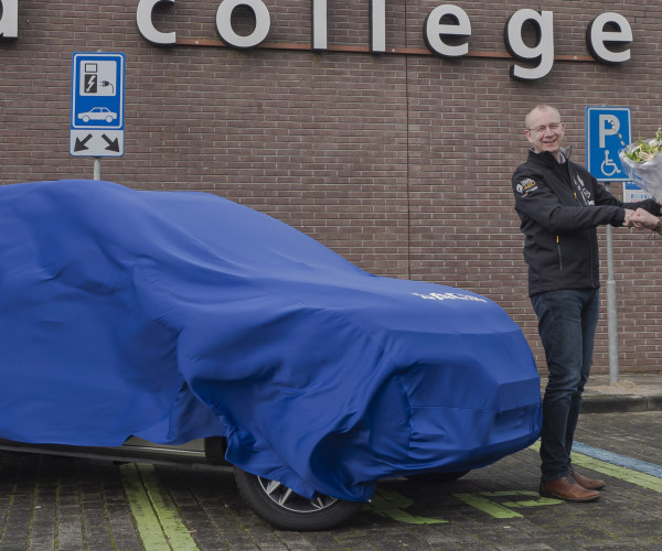 Nieuwe Dacia Spring voor Friesland college