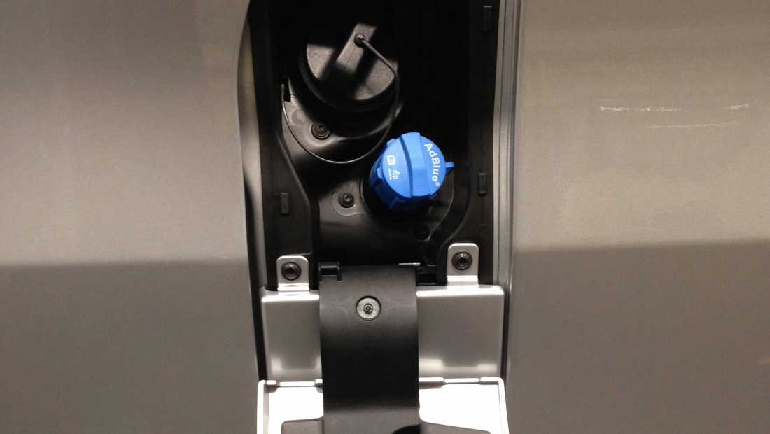 ABD Renault-Trafic-Passenger-adblue