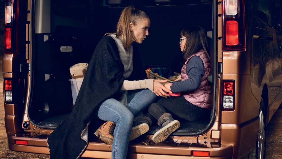 ABD Renault-Trafic-Passenger-bagageruimte
