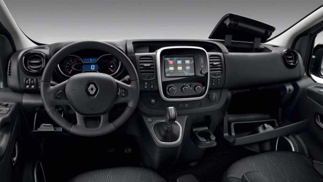 ABD Renault-Trafic-Passenger-dashboard