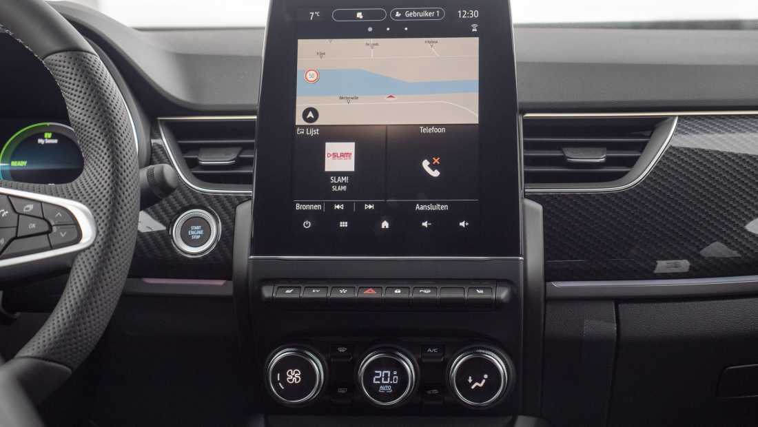 ABD Renault - Arkana - 9,3 inch touchscreen met EASYLINK multimedia en navigatie. Apple Carplay en Android auto